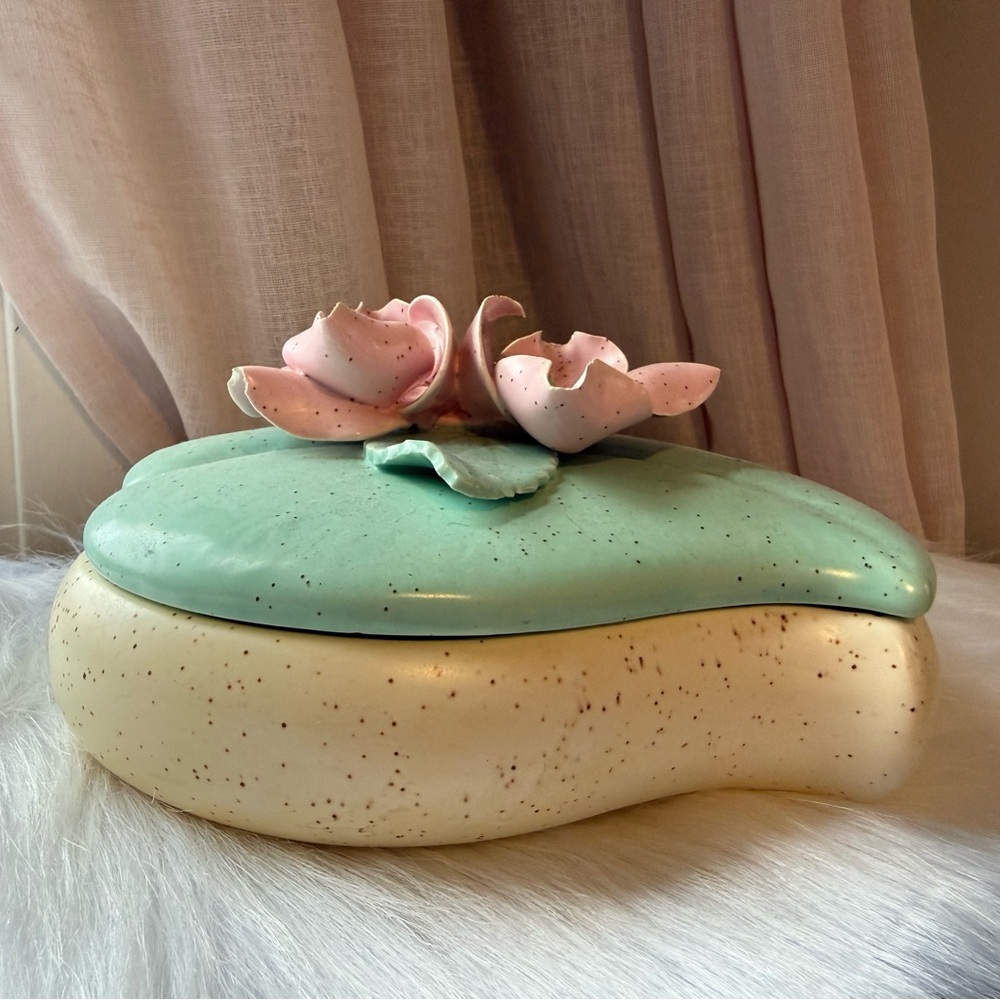 VTG USA Pottery Vanity Box Floral Dish Pink Mint Green Lily Pad Mid Century